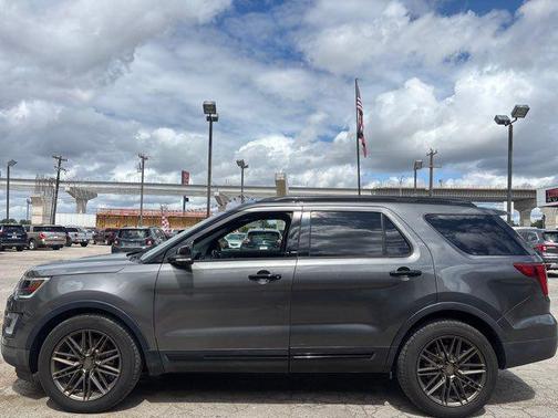 2017 Ford Explorer sport