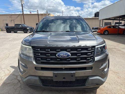 2017 Ford Explorer sport