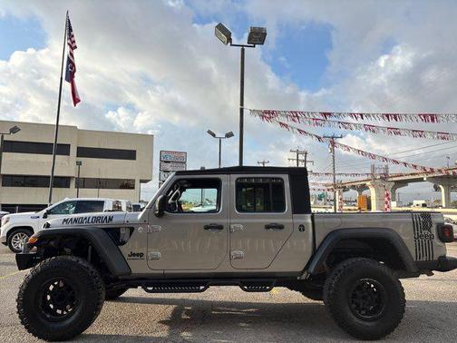 2020 Jeep Gladiator Sport S