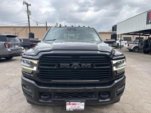 2020 RAM 3500 Laramie Crew Cab 4x4 8' Box