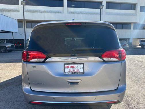 2020 Chrysler Pacifica Touring L