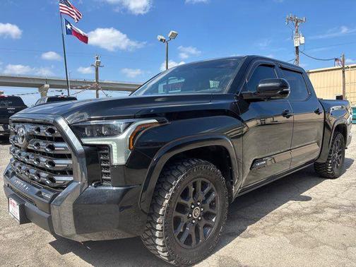2022 Toyota Tundra Platinum