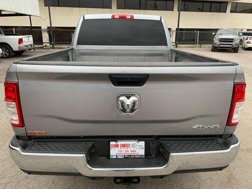 2023 RAM 3500 Tradesman Crew Cab 4x4 6'4' Box