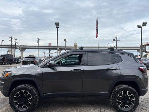 2021 Jeep Compass Trailhawk