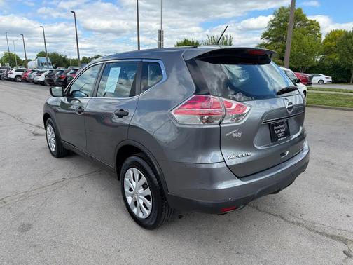 Gun Metallic 2016 Nissan Rogue SV