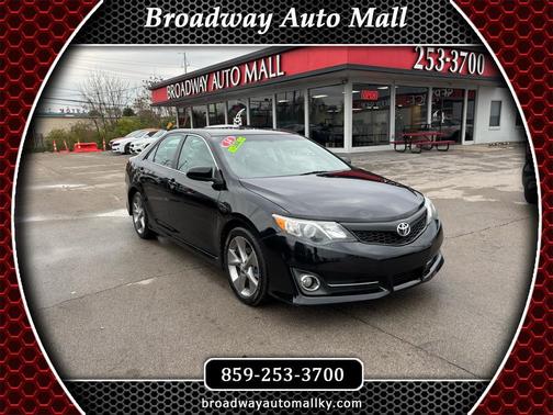 2014 Toyota Camry SE