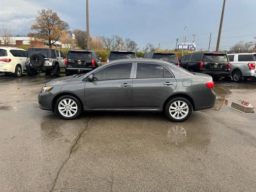 2010 Toyota Corolla LE