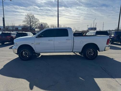 2018 RAM 1500 SLT