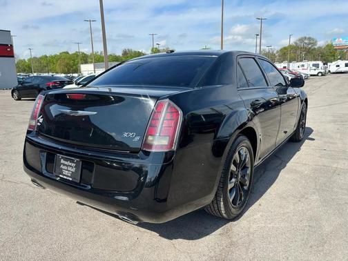 2014 Chrysler 300 S