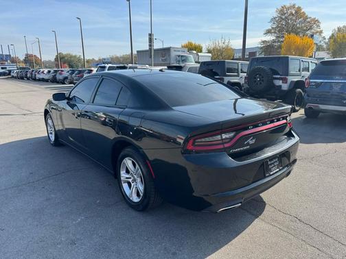 2019 Dodge Charger SXT