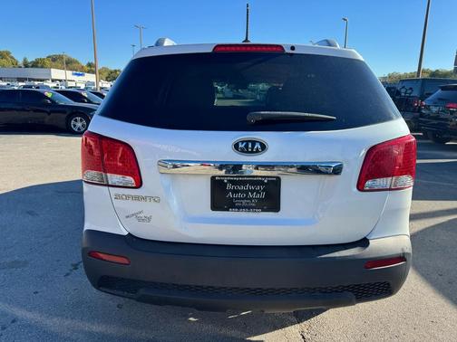 2013 Kia Sorento LX