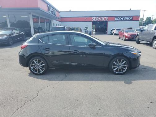 2018 Mazda Mazda3 Touring