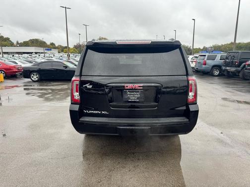 2020 GMC Yukon XL SLT