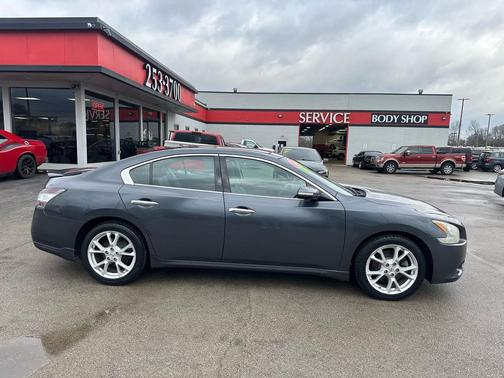 2012 Nissan Maxima SV