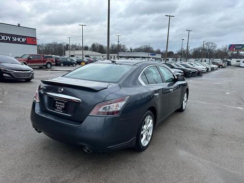 2012 Nissan Maxima SV