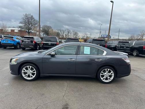 2012 Nissan Maxima SV
