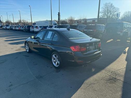 2013 BMW 328 4dr Sdn 328i RWD