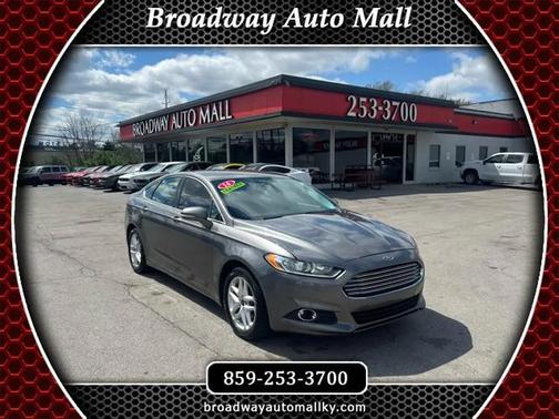 2014 Ford Fusion SE