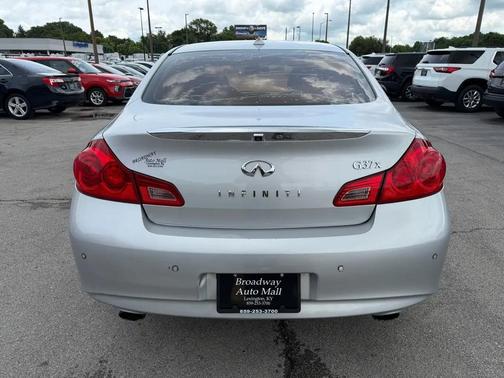 Liquid Platinum 2011 INFINITI G37x Base