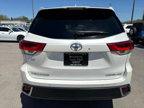 2018 Toyota Highlander Limited