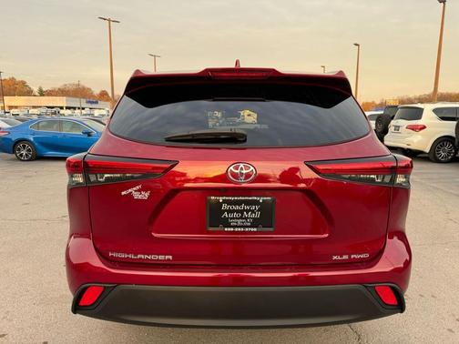 2020 Toyota Highlander XLE
