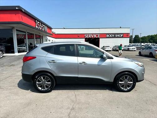 2015 Hyundai TUCSON SE