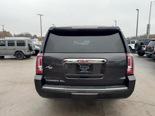 2016 GMC Yukon XL Denali