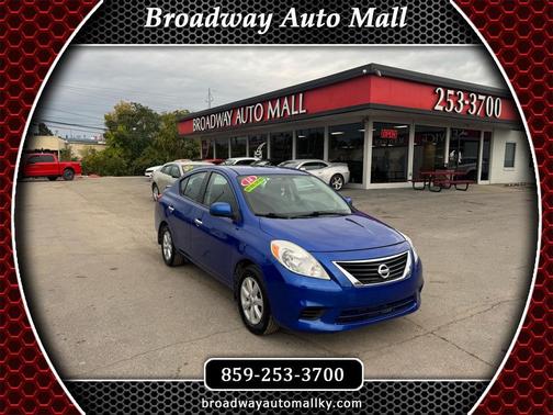 2014 Nissan Versa 1.6 SV