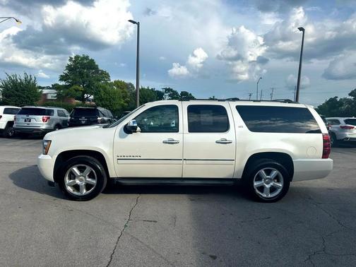 2014 Chevrolet Suburban 1500 LTZ