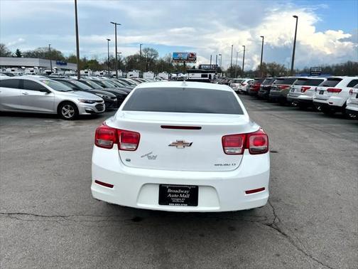 2015 Chevrolet Malibu 1LT