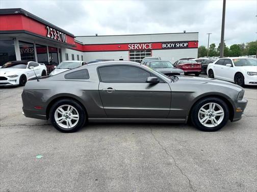 2014 Ford Mustang V6