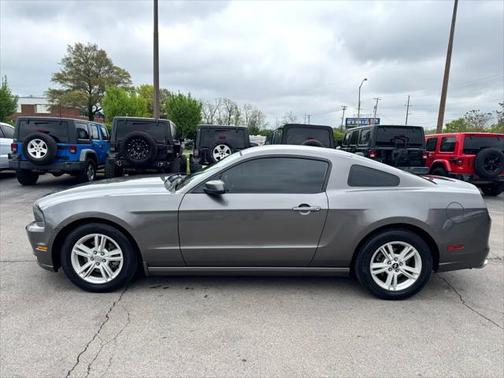 2014 Ford Mustang V6