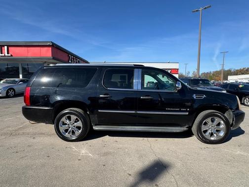2007 Cadillac Escalade ESV Standard