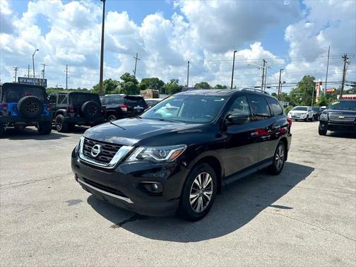 2018 Nissan Pathfinder SV