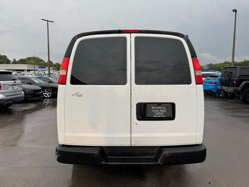 2011 Chevrolet Express 1500 Work Van
