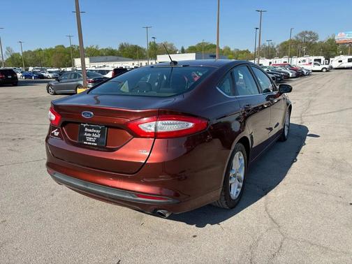 2015 Ford Fusion SE