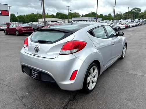 2014 Hyundai Veloster Base