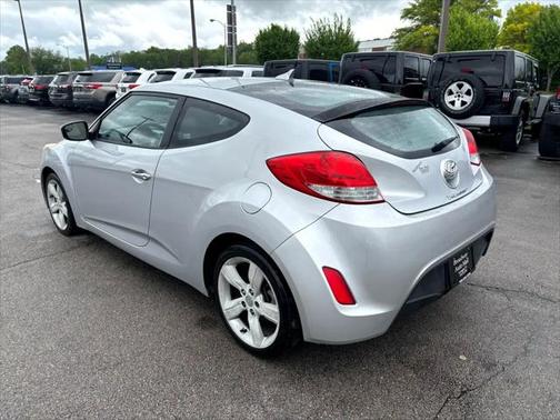 2014 Hyundai Veloster Base