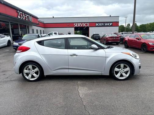 2014 Hyundai Veloster Base