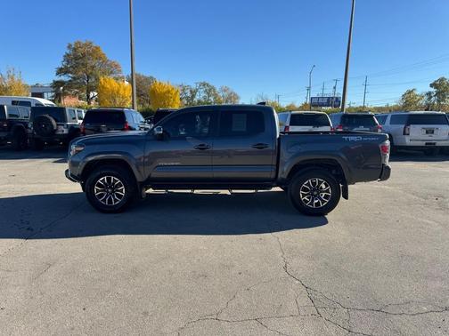 2020 Toyota Tacoma TRD Sport