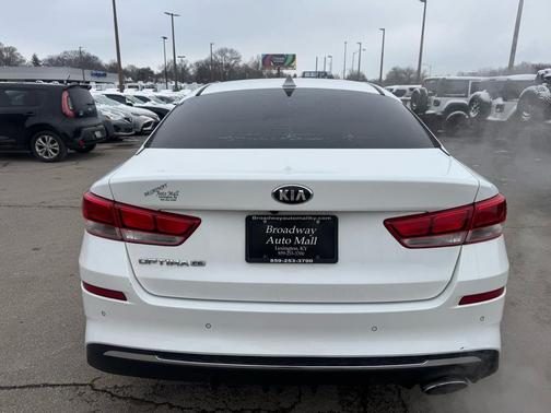 2019 Kia Optima LX