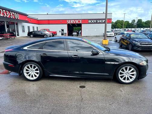 2016 Jaguar XJ XJ R-Sport