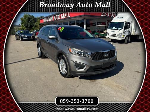 2017 Kia Sorento LX