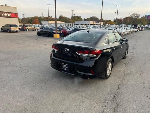 2019 Hyundai SONATA SE