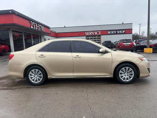 2012 Toyota Camry LE