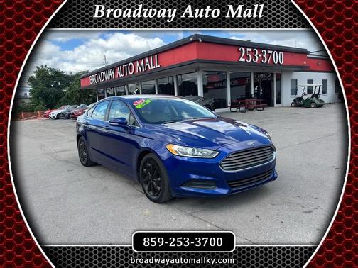 2016 Ford Fusion SE