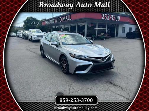 2021 Toyota Camry SE
