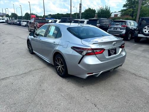 2021 Toyota Camry SE