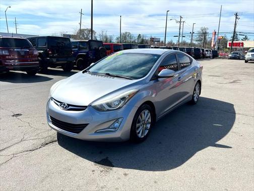 2015 Hyundai ELANTRA SE