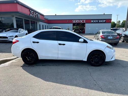2015 Toyota Corolla LE Premium
